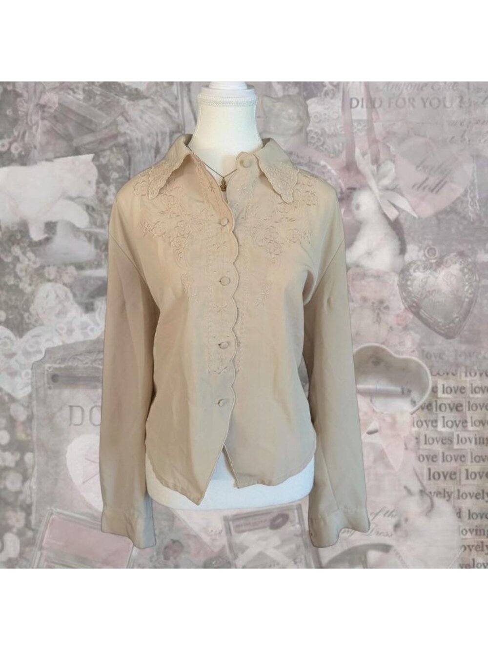 Embroidered Vintage Floral Scallop Button Beige Blouse